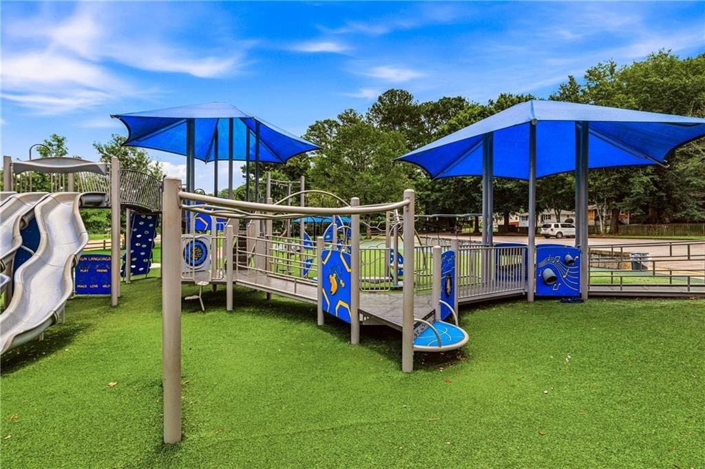 2670 Woodridge Drive - Photo 36