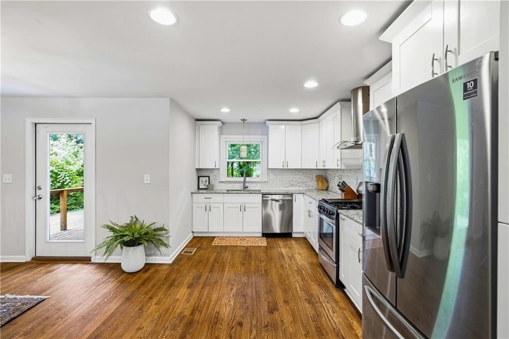 2670 Woodridge Drive - Photo 12