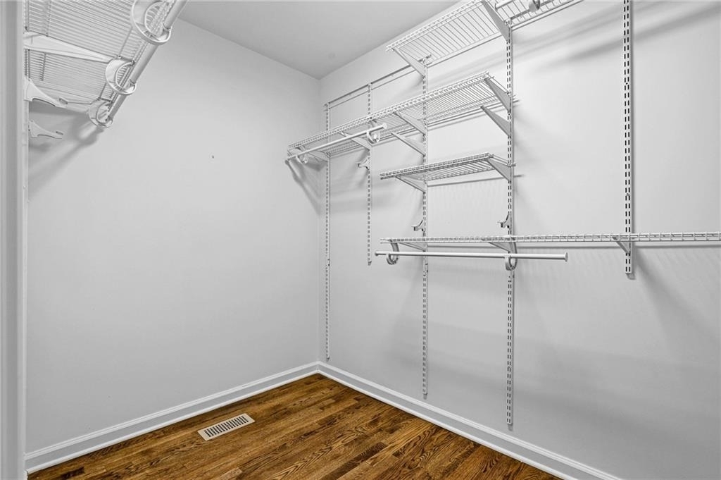 2670 Woodridge Drive - Photo 15