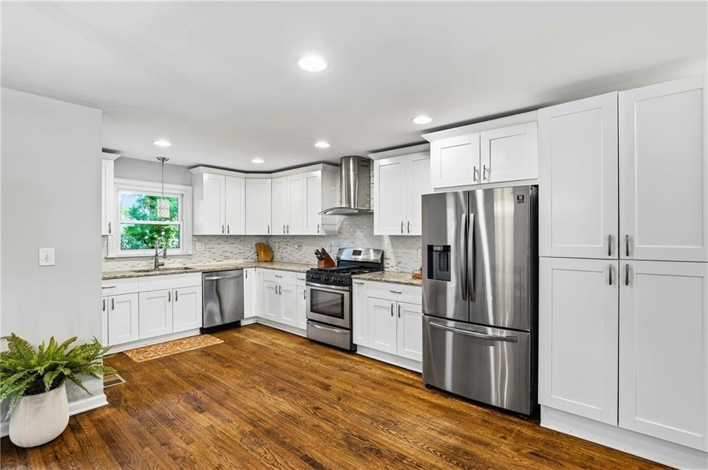 2670 Woodridge Drive - Photo 11
