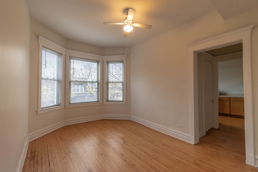 3800 N Wilton Avenue - Photo 5