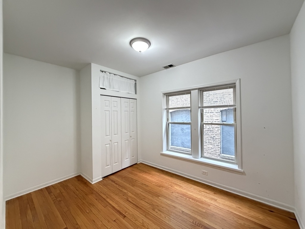 5783 N Ridge Avenue - Photo 14
