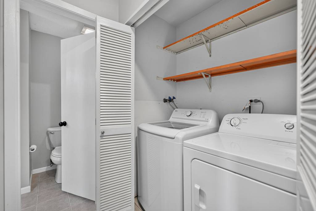 244 Coventry Court - Photo 14