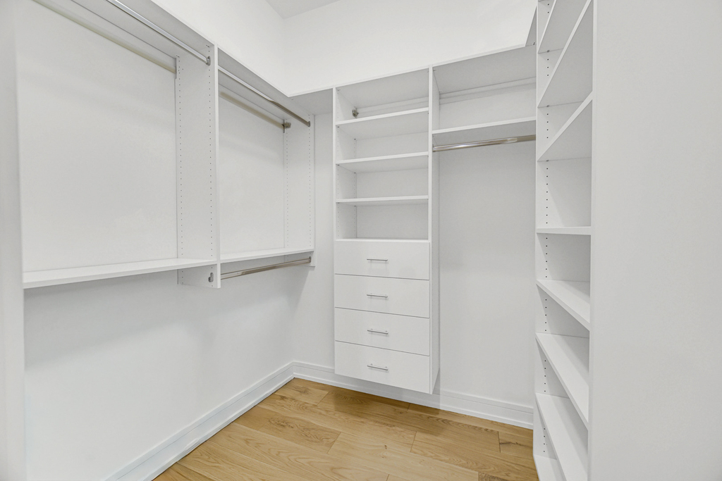 1203 W Augusta Boulevard - Photo 16