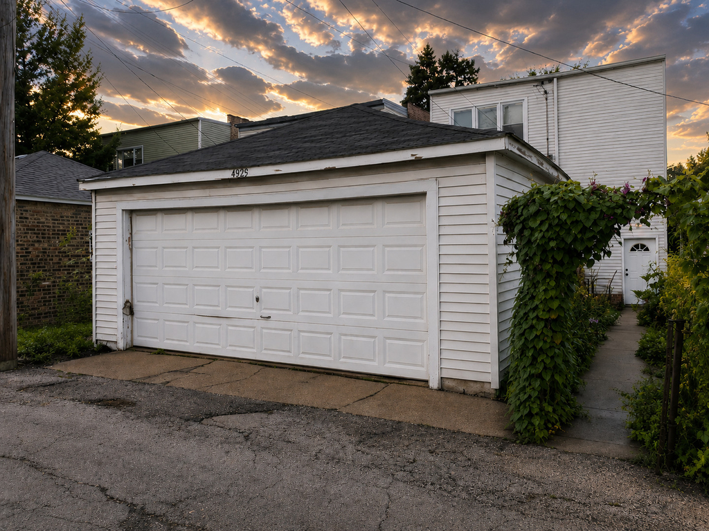 4935 W Cullom Avenue - Photo 9
