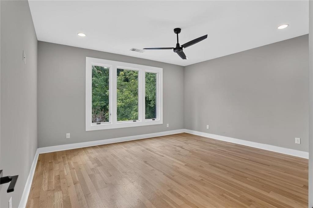 244 Locust Street Ne - Photo 30