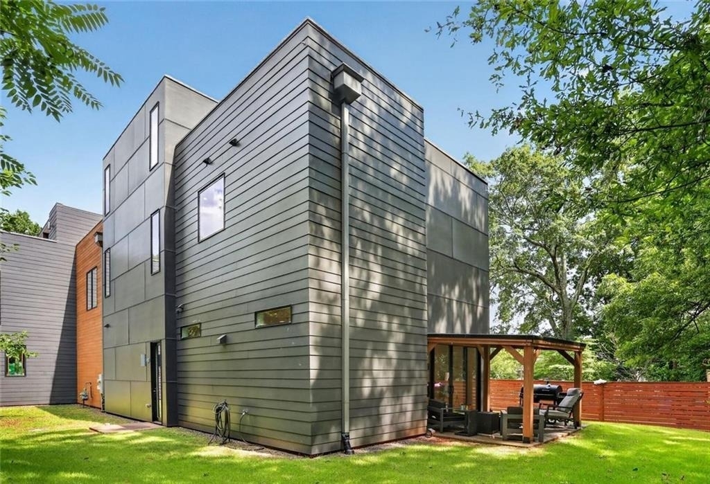 244 Locust Street Ne - Photo 19