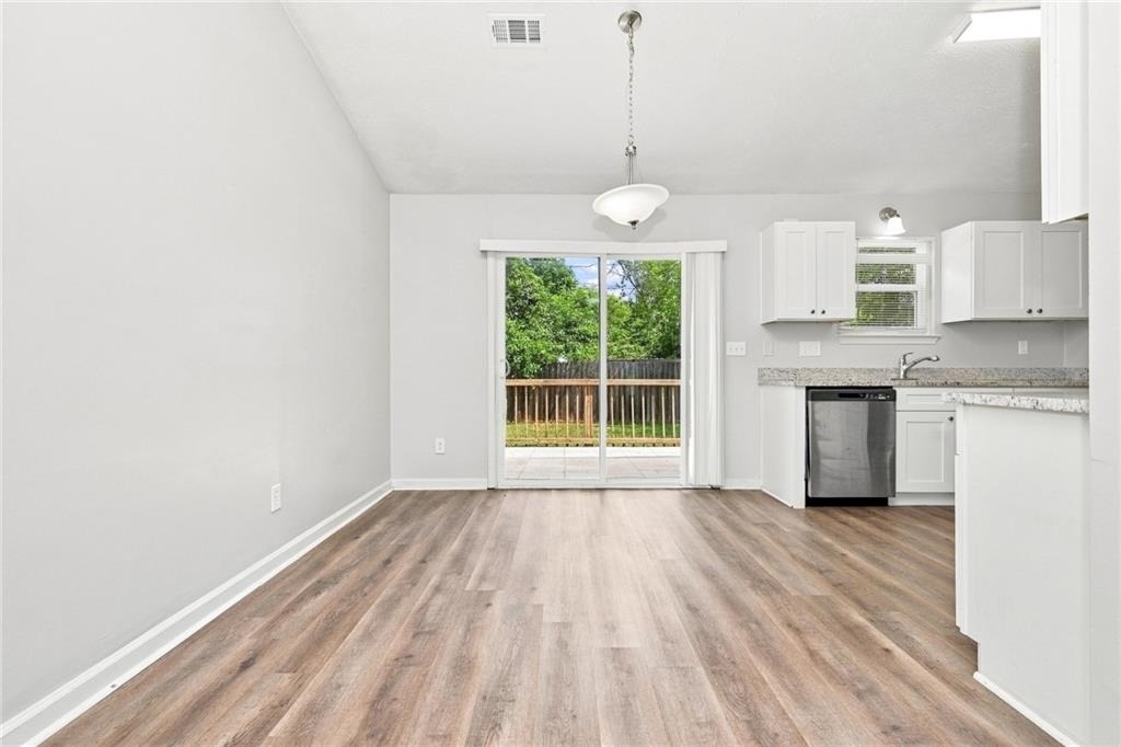 5611 La Fleur Trail - Photo 3