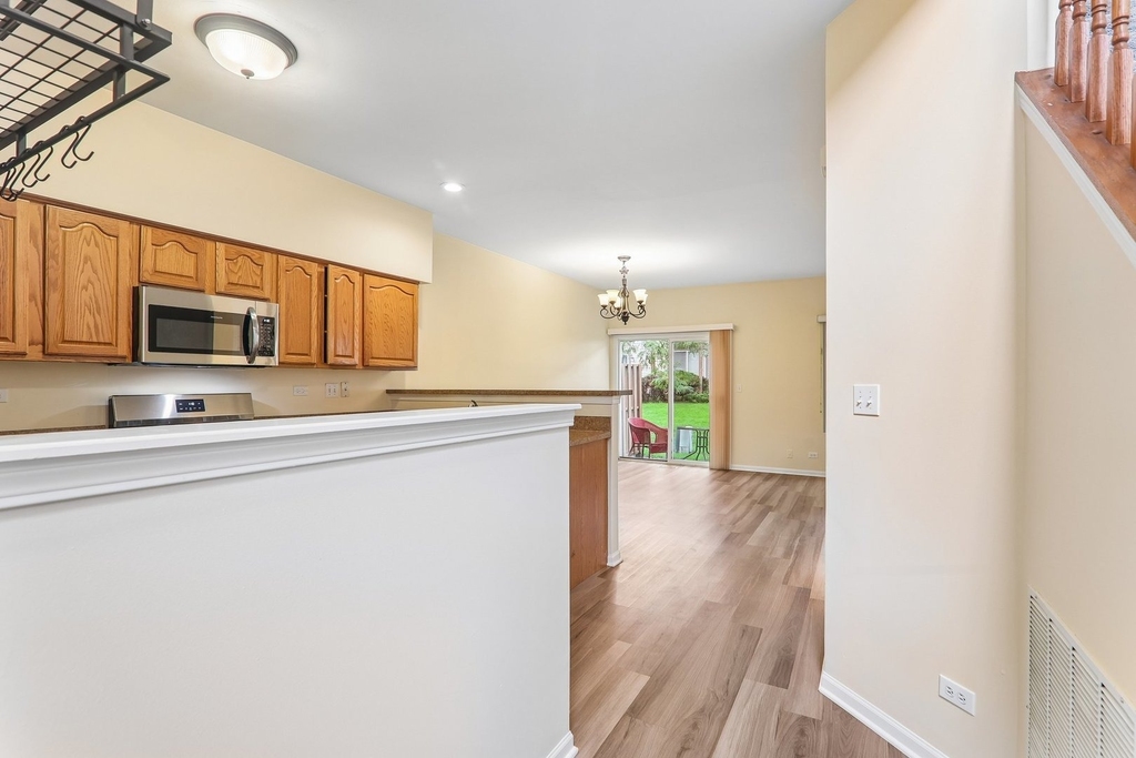 984 Parkhill Circle - Photo 6