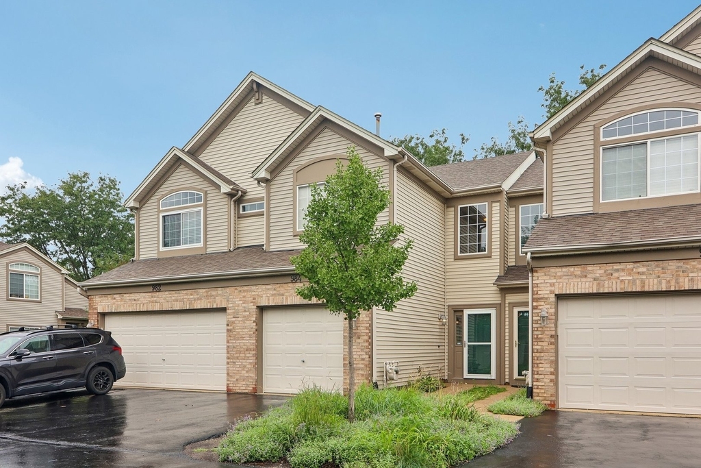984 Parkhill Circle - Photo 3