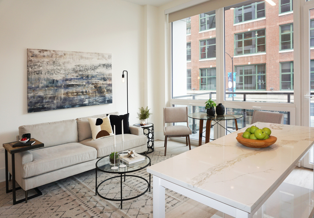 812 W Adams Street - Photo 4