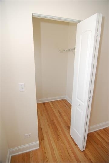 6834 N Ashland Boulevard - Photo 9