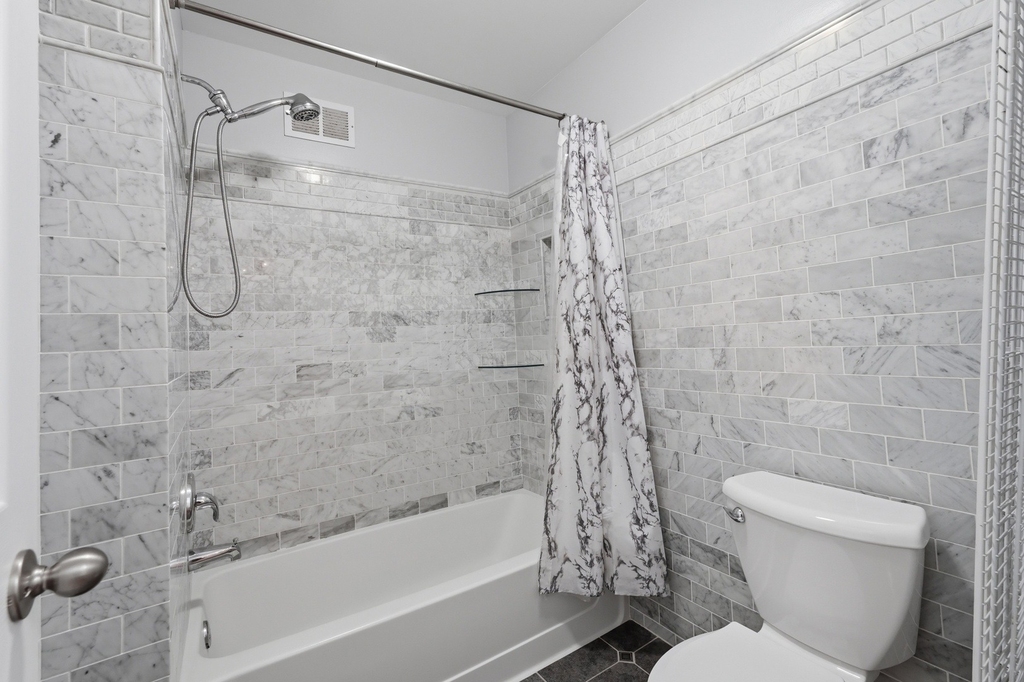 640 Four Seasons Boulevard - Photo 16