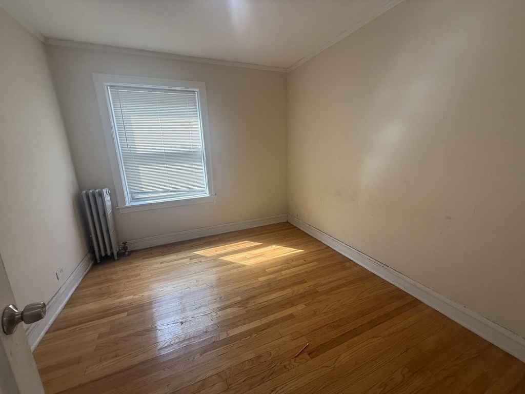 2105 Grove Avenue - Photo 4