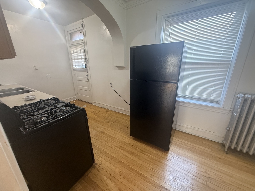 2105 Grove Avenue - Photo 8