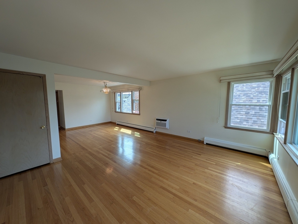6537 N Natoma Avenue - Photo 1