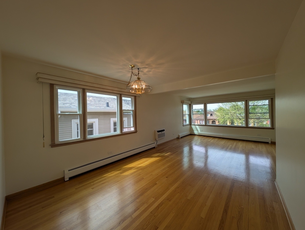 6537 N Natoma Avenue - Photo 6