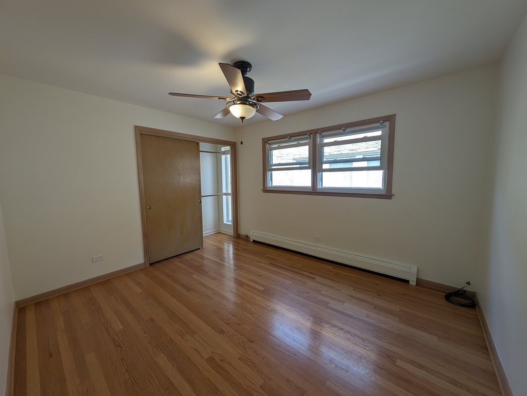 6537 N Natoma Avenue - Photo 3