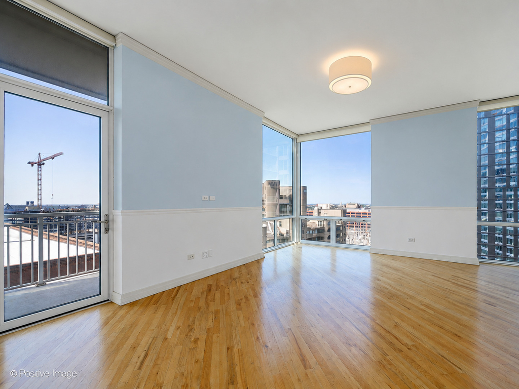 170 W Polk Street - Photo 3