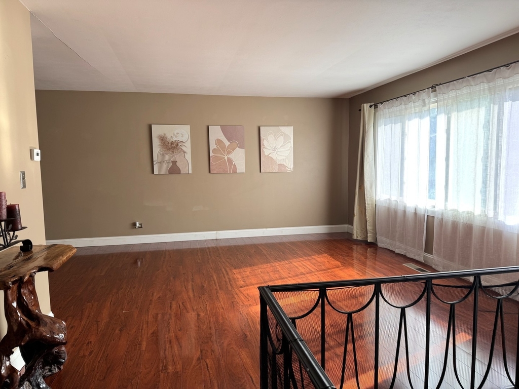 8113 Norwood Court - Photo 3