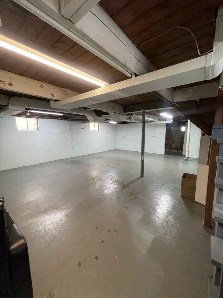 5819 S Narragansett Avenue - Photo 9