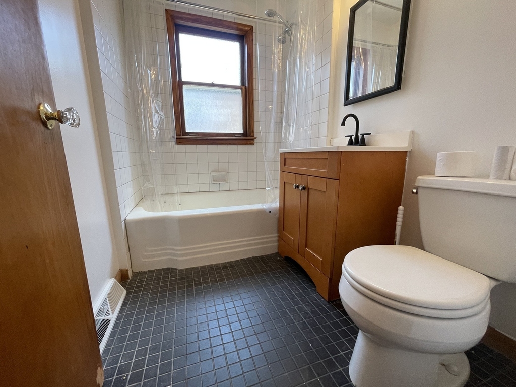 5819 S Narragansett Avenue - Photo 6
