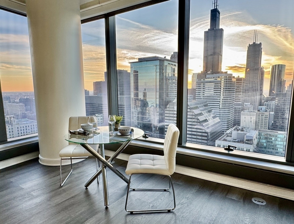 60 E Monroe Street - Photo 11