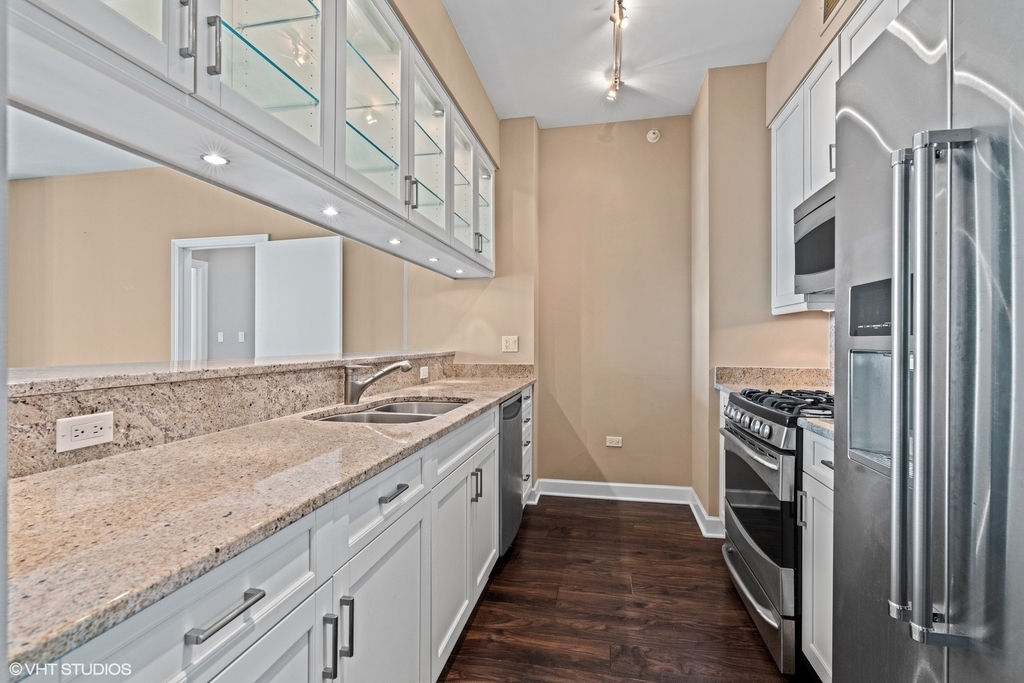 1201 S Prairie Avenue - Photo 7