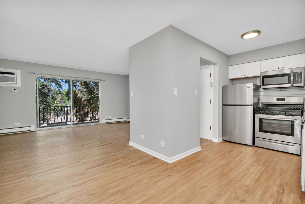 909 Plainfield Road - Photo 9