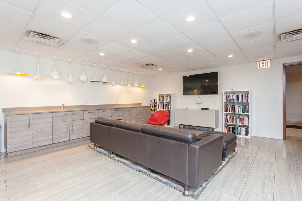 1221 N Dearborn Street - Photo 17