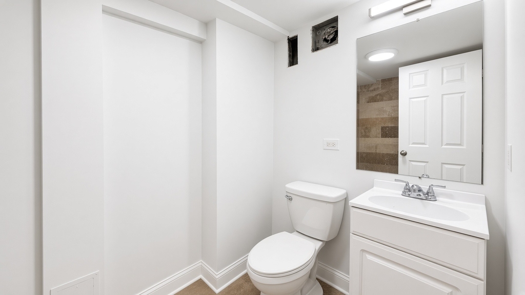 2042 W Touhy Avenue - Photo 12
