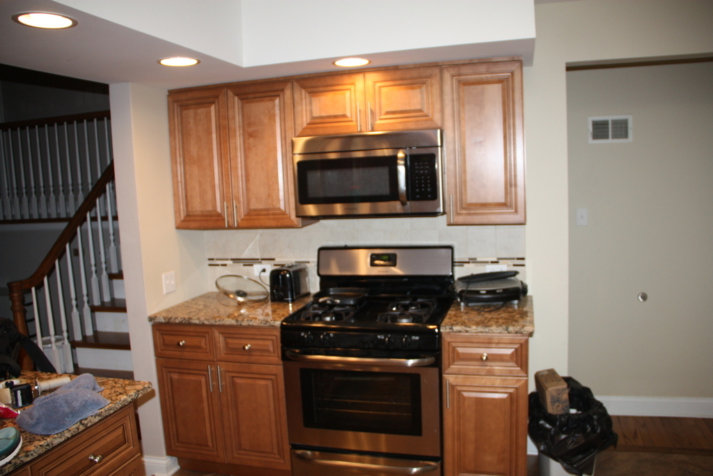 402 E Atwater Avenue - Photo 2