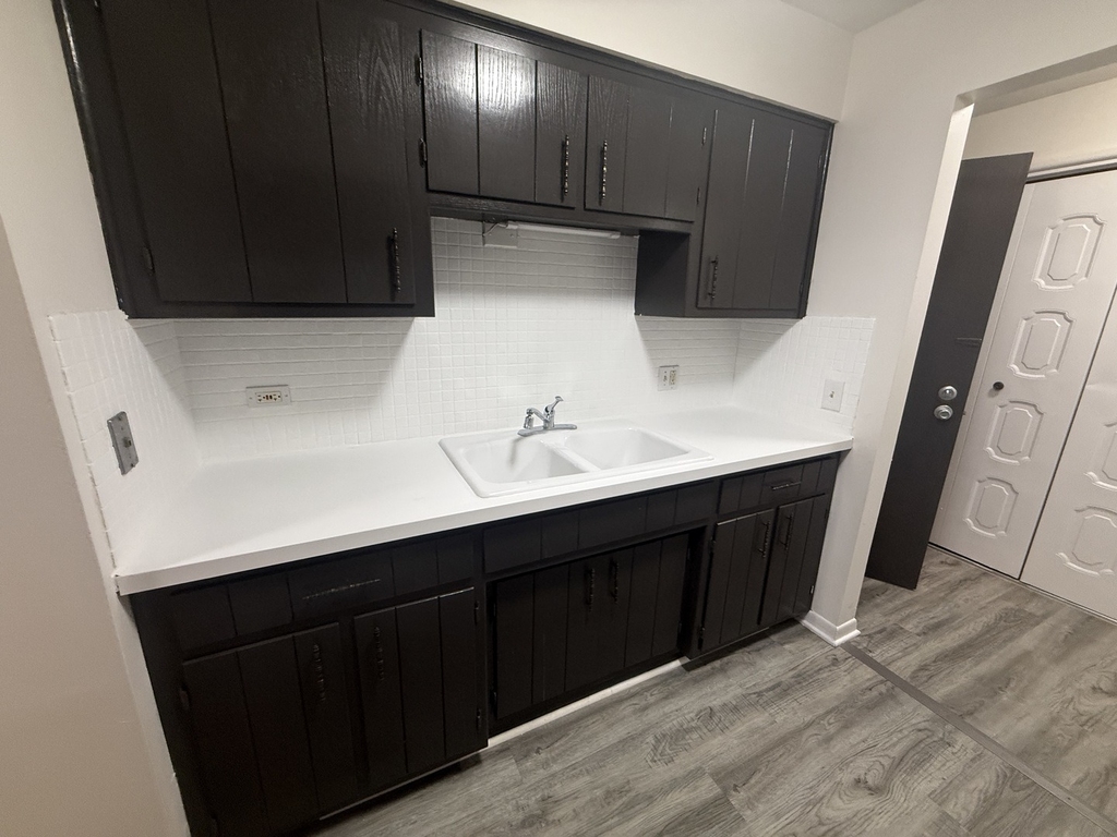 2310 N Harlem Avenue - Photo 6