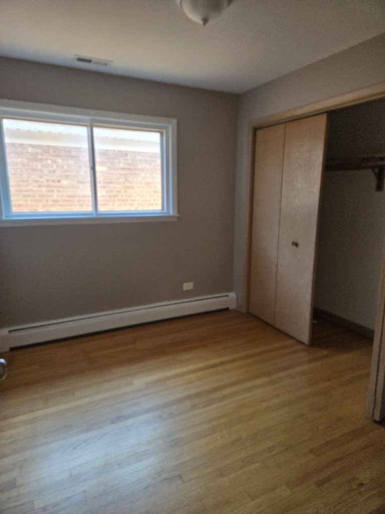 5454 W Schubert Avenue - Photo 4