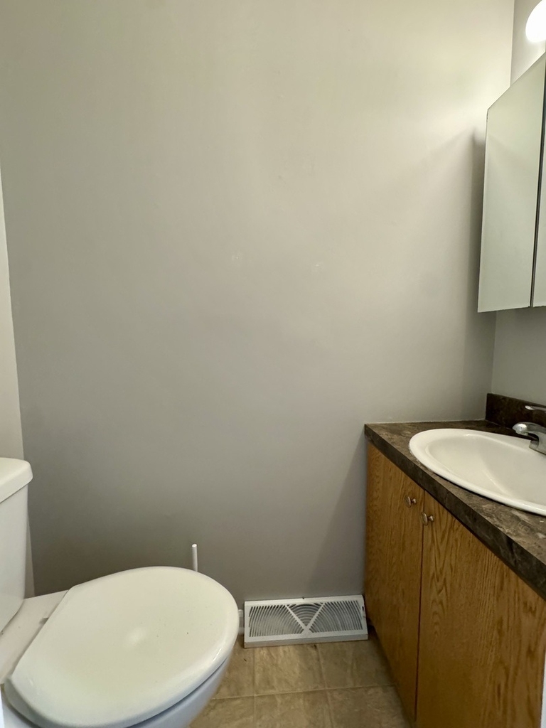 1426 20th Avenue - Photo 4