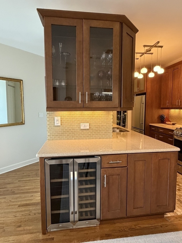 550 W Surf Street - Photo 7