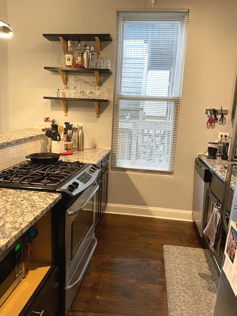 1718 W Pierce Avenue - Photo 2