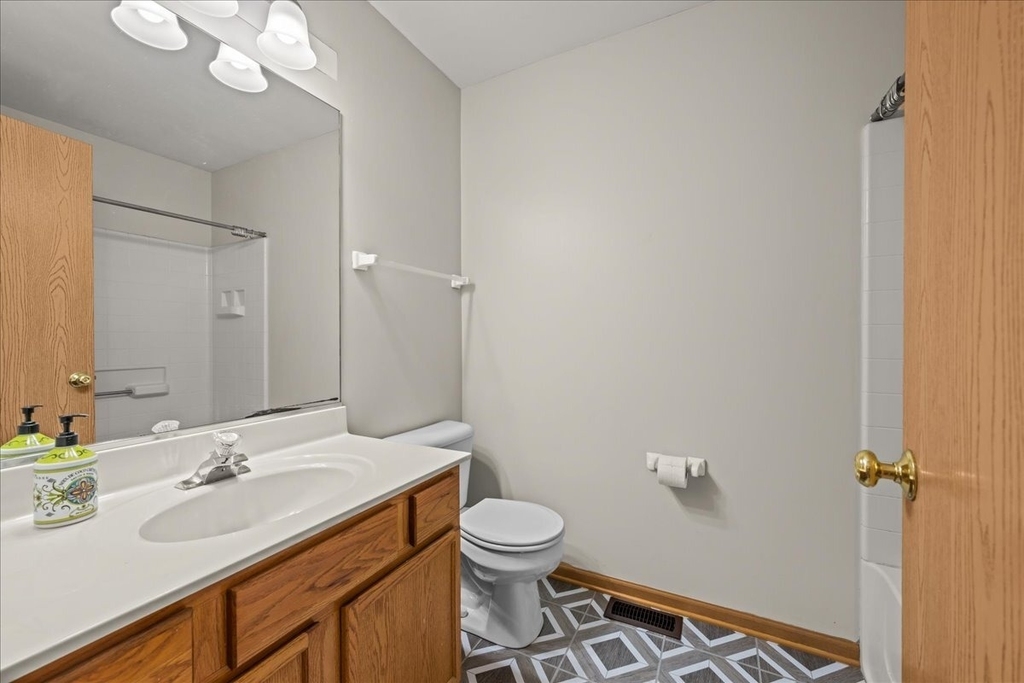 1637 Linden Park Lane - Photo 15