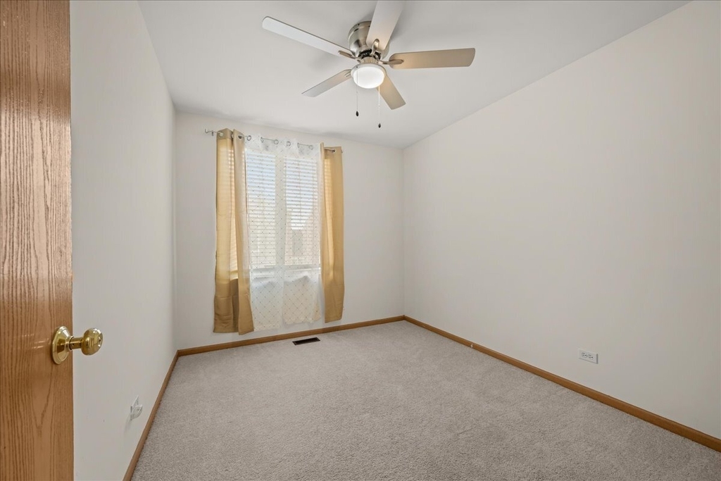 1637 Linden Park Lane - Photo 13