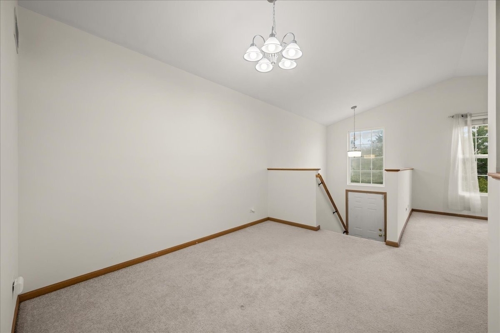 1637 Linden Park Lane - Photo 5