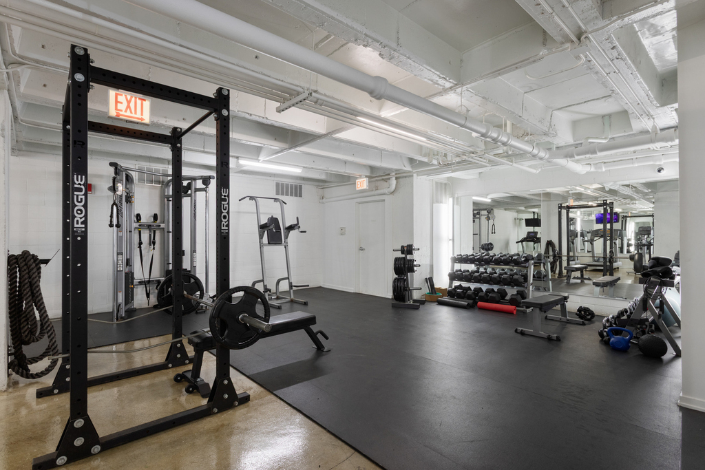 1325 W Wilson Avenue - Photo 16