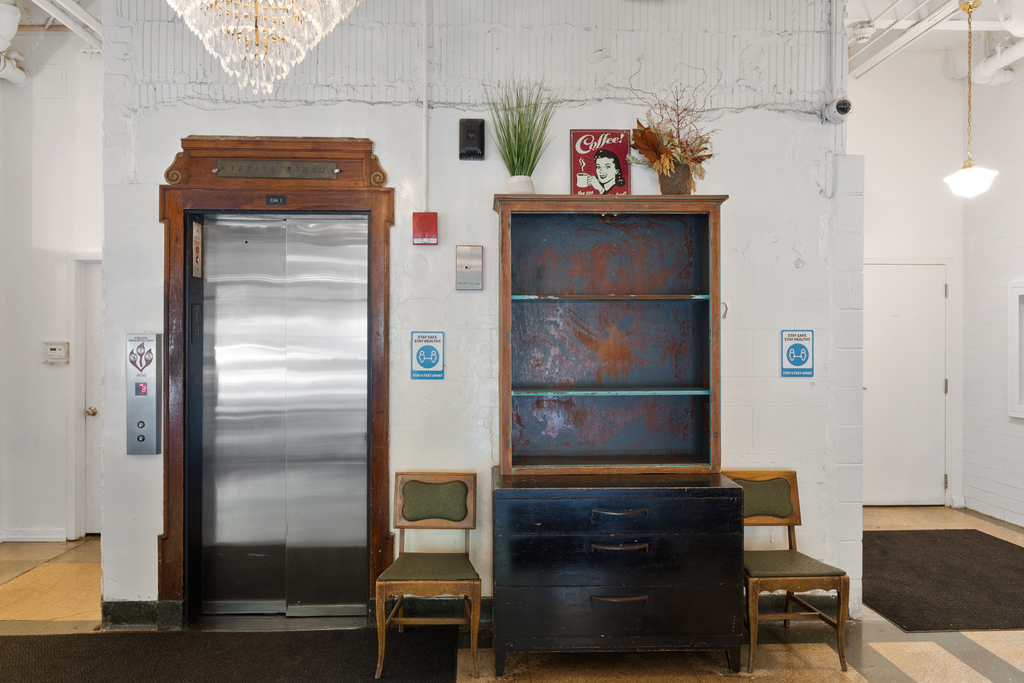 1325 W Wilson Avenue - Photo 13