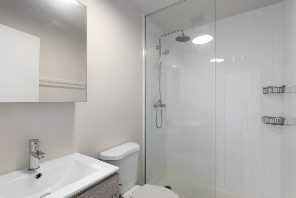 1325 W Wilson Avenue - Photo 6