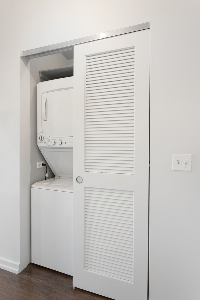 1325 W Wilson Avenue - Photo 4