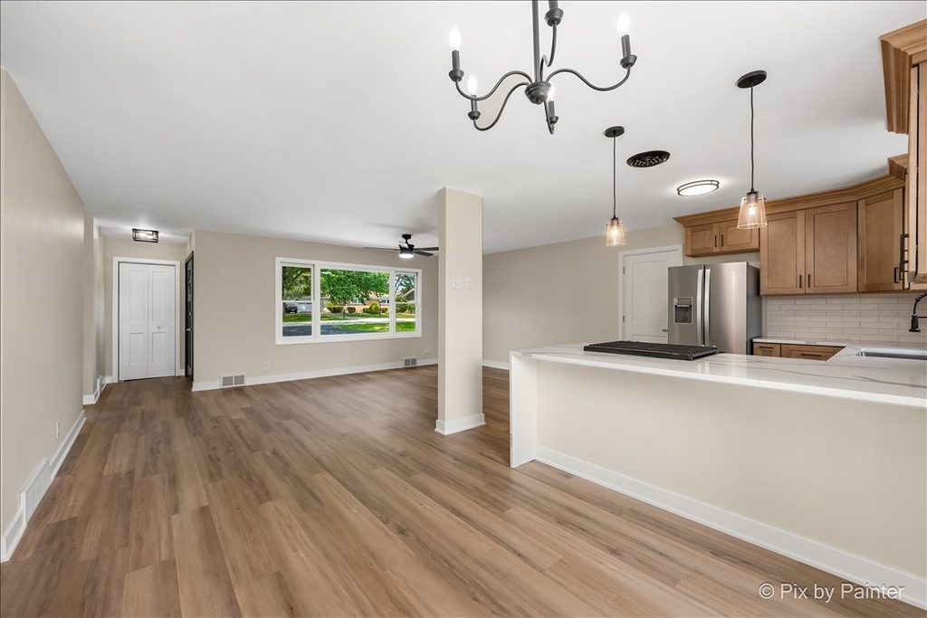 355 Hilltop Drive - Photo 6