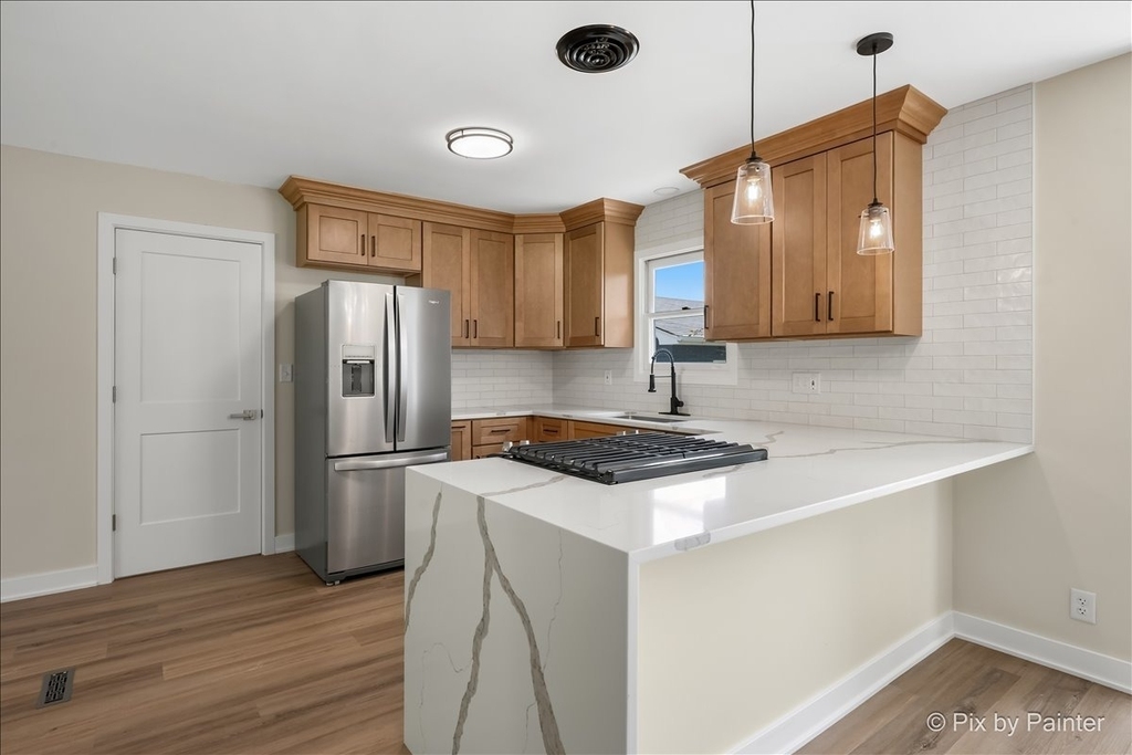 355 Hilltop Drive - Photo 5