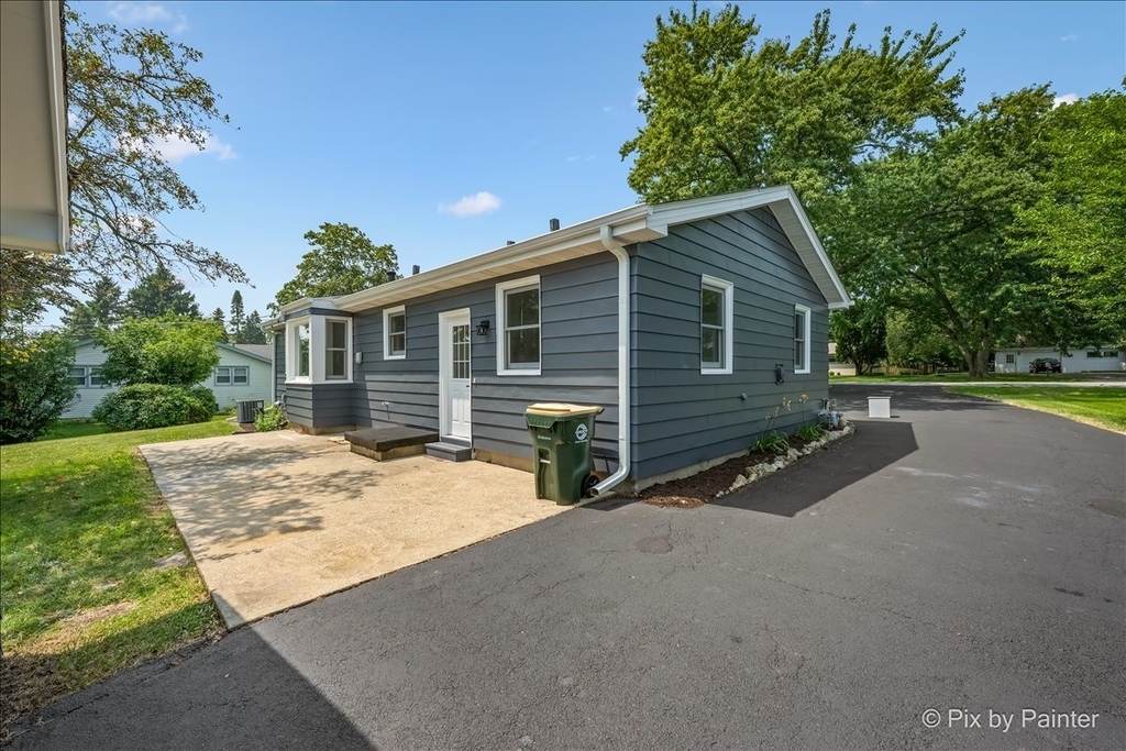 355 Hilltop Drive - Photo 14