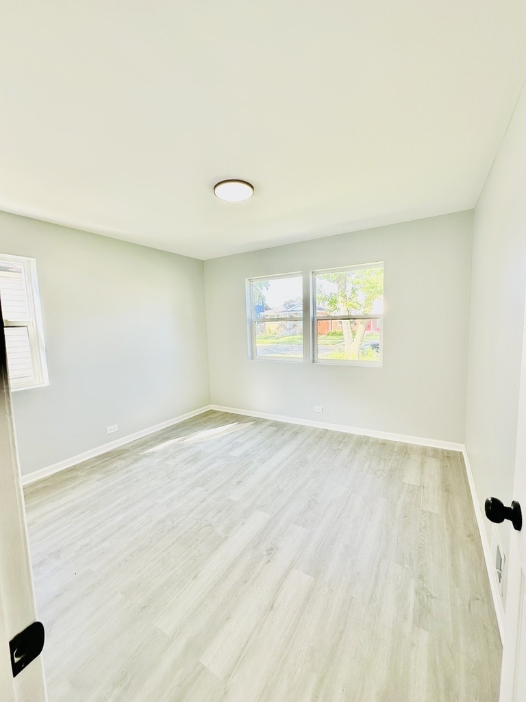 35 46th Avenue - Photo 12