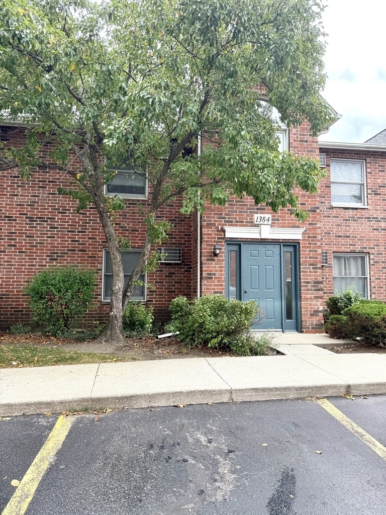 1384 Cunat Court - Photo 0
