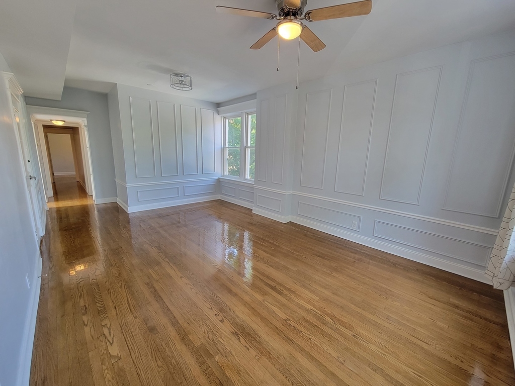 4552 N Claremont Avenue - Photo 4